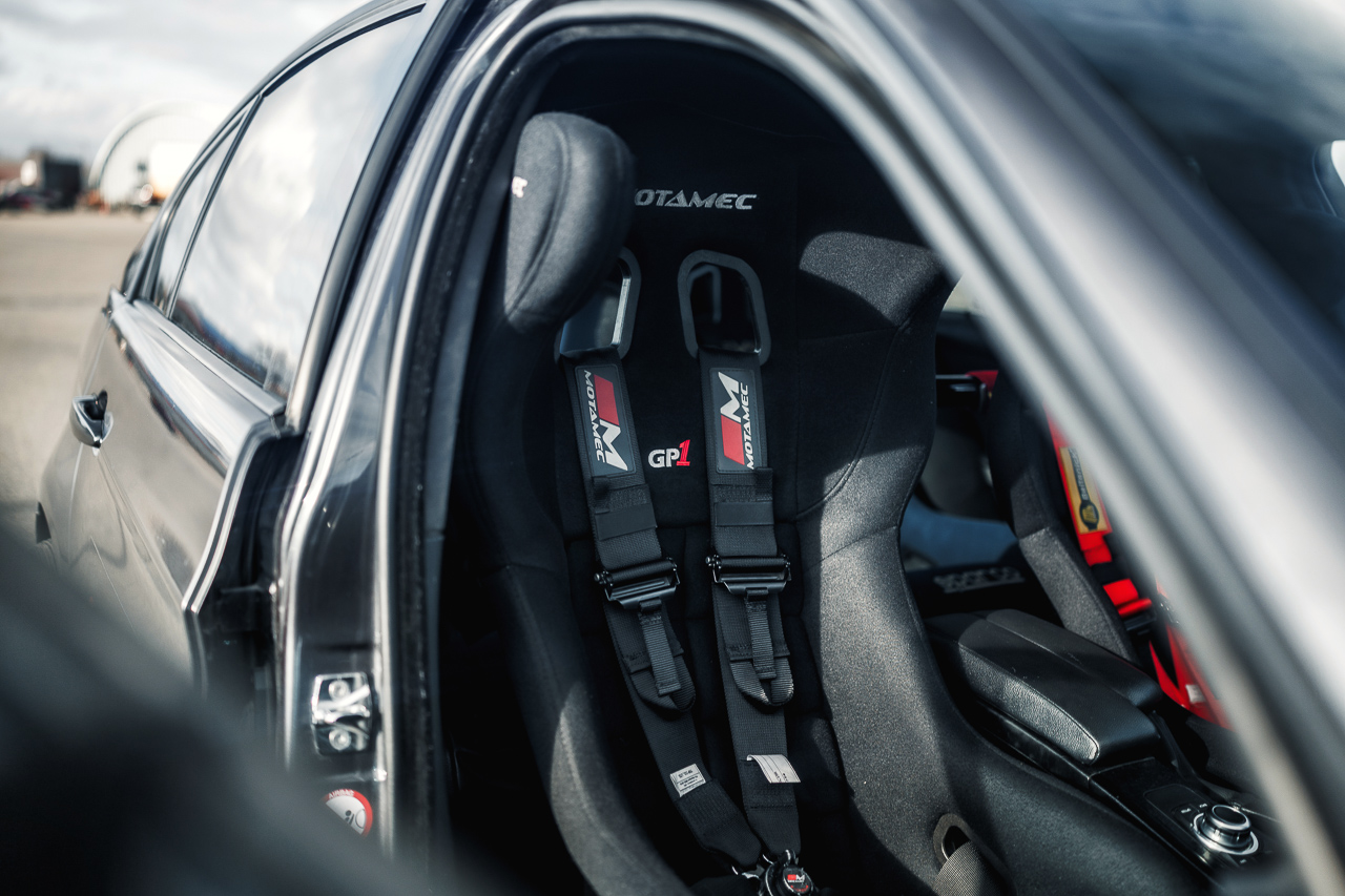 Новые фотографии нашего учебного спорткара BMW 343i V8 Новые фотографии нашего учебного спорткара BMW 343i V8