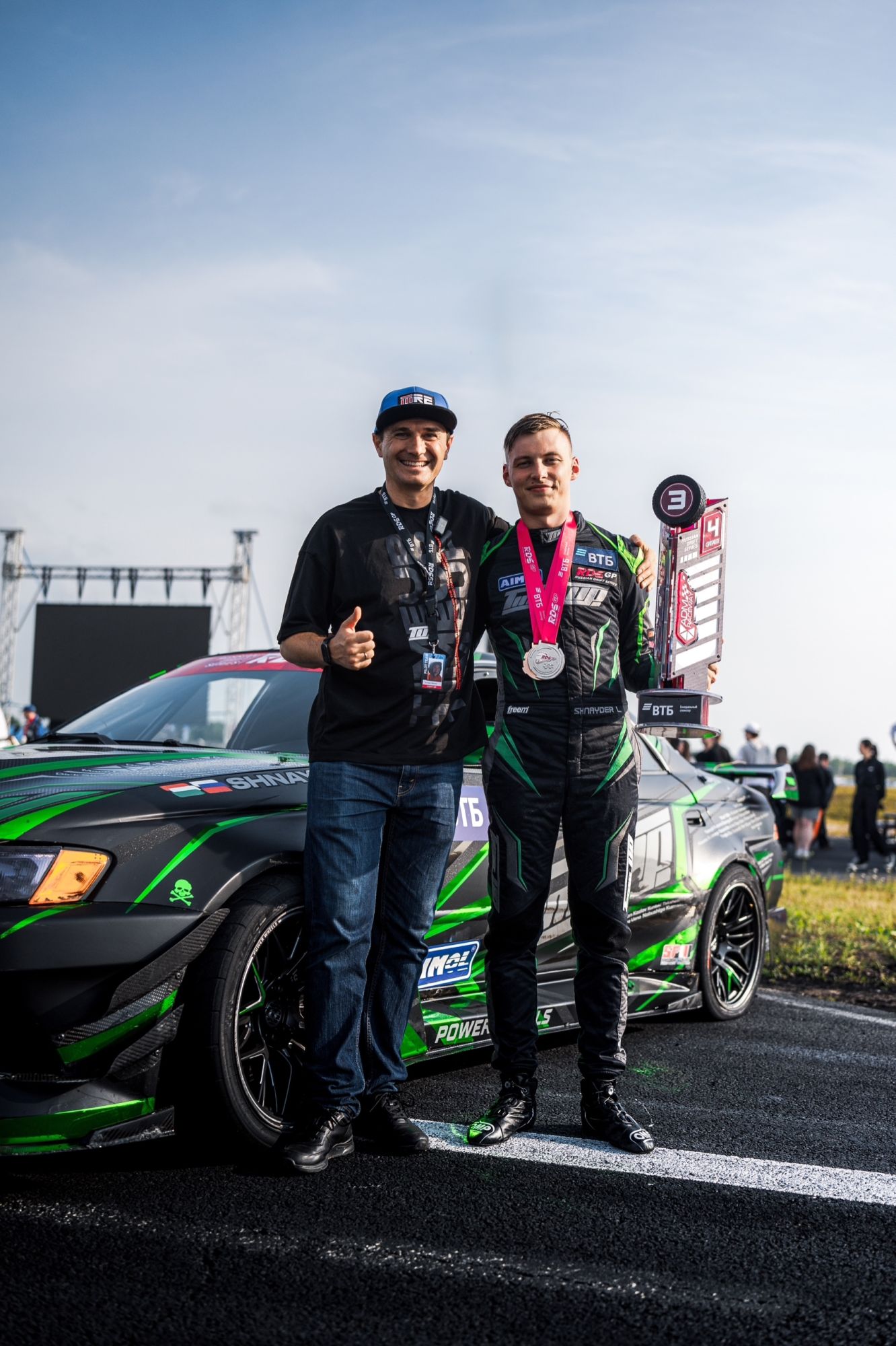 Поздравляем пилота Леонида Шнайдера с первым подиумом в составе собственной команды Time Up Поздравляем пилота Леонида Шнайдера с первым подиумом в составе собственной команды Time Up