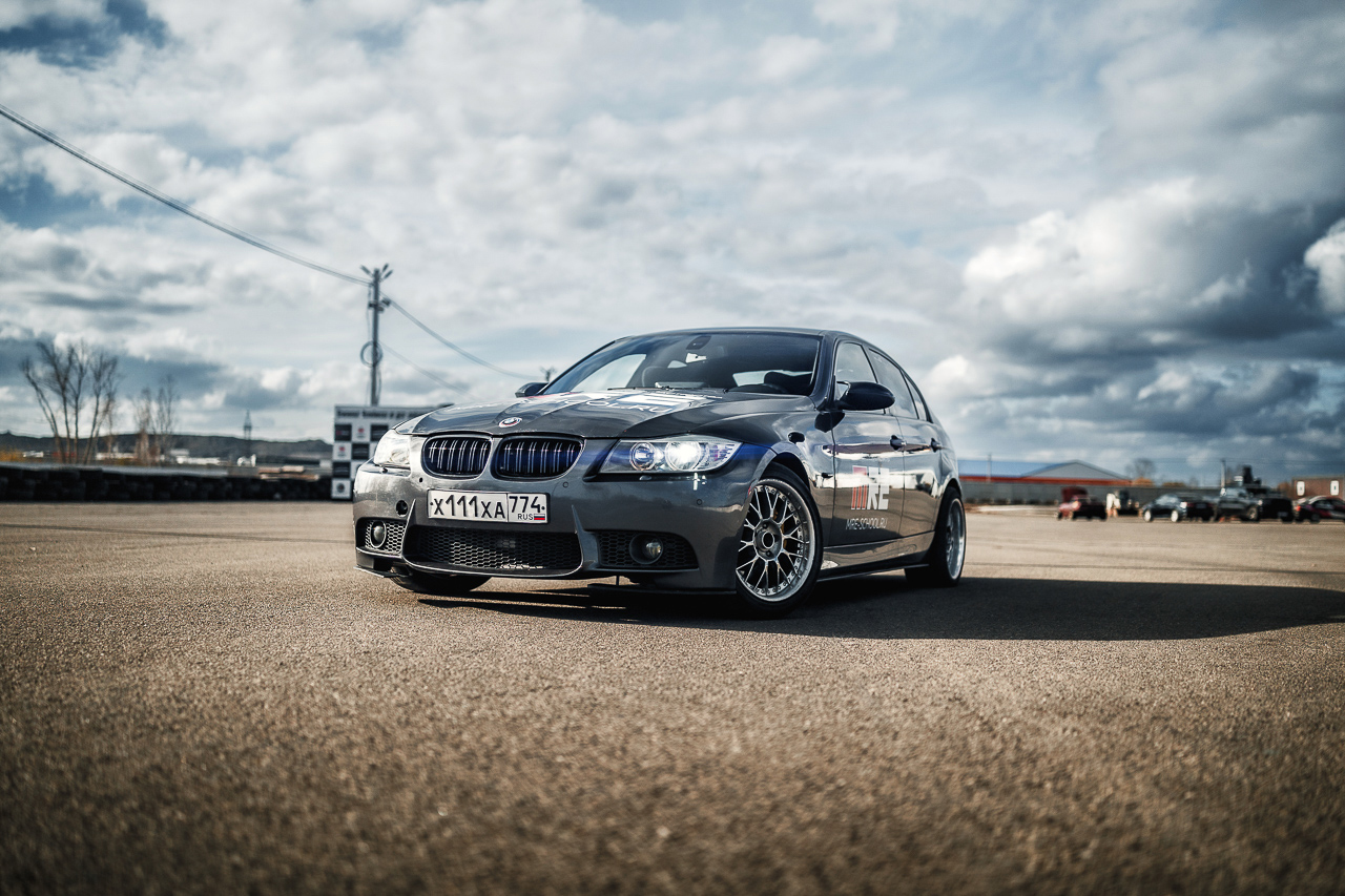 Новые фотографии нашего учебного спорткара BMW 343i V8 Новые фотографии нашего учебного спорткара BMW 343i V8