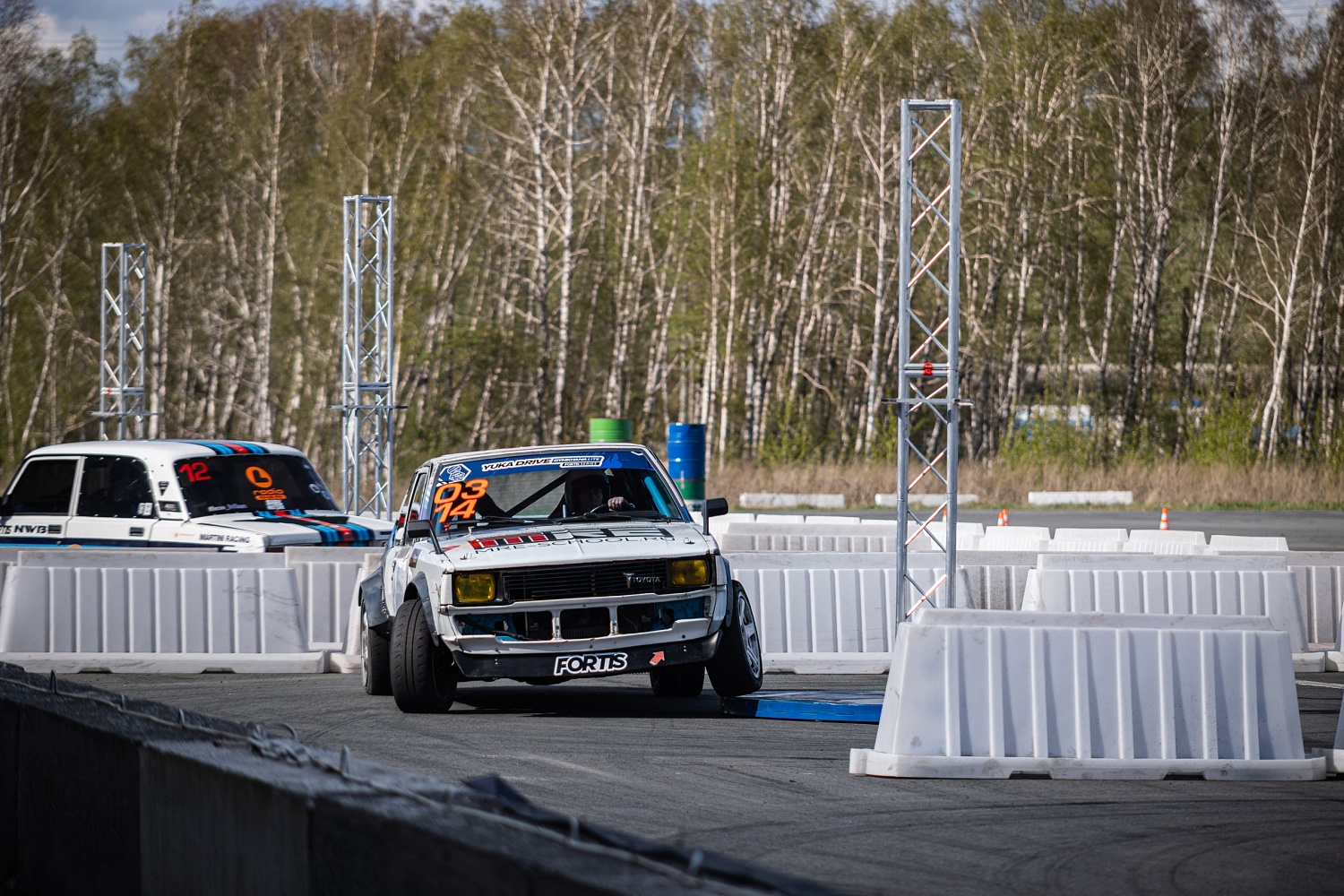 Школа водительского мастерства Max Racing Experience триумфально выступила на первом этапе джимханы YUKA DRIVE GYMKHANA Lite Fortis.