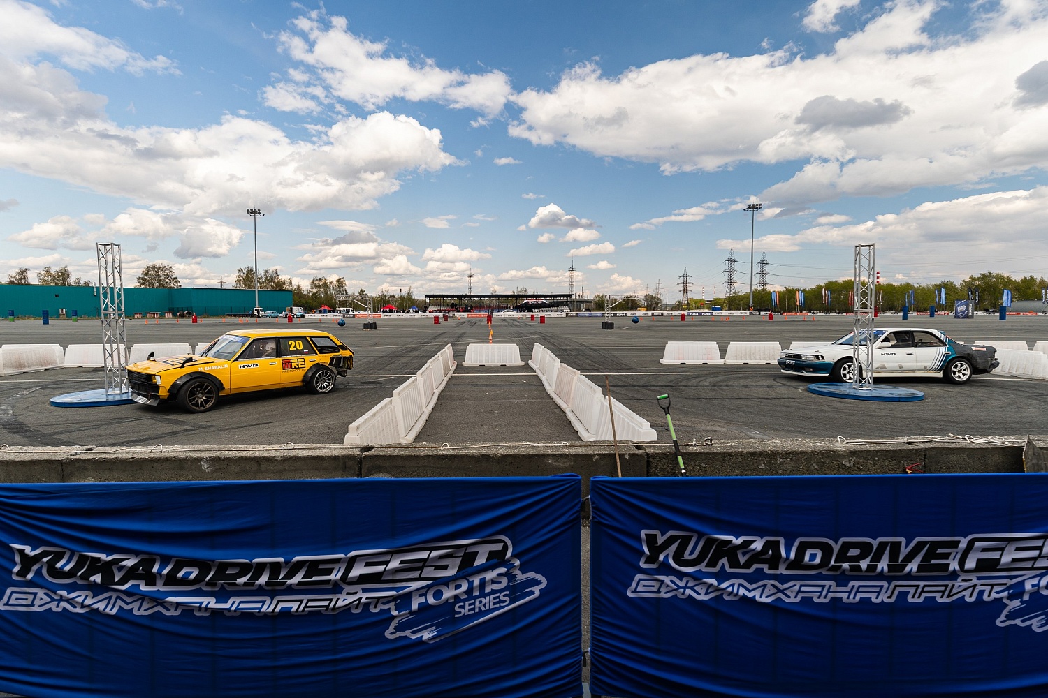 Школа водительского мастерства Max Racing Experience триумфально выступила на первом этапе джимханы YUKA DRIVE GYMKHANA Lite Fortis.